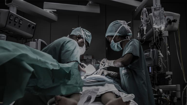 Surgeon and Hospital Characteristics Influence Colon Surgery Outcomes